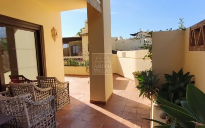 SPECTACULAR BEACHFRONT APARTMENT – VILLA GADEA, ALTEA